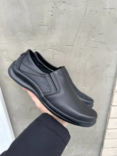 Мужские туфли кожаные весенне-осенние черные Emirro Глад Р