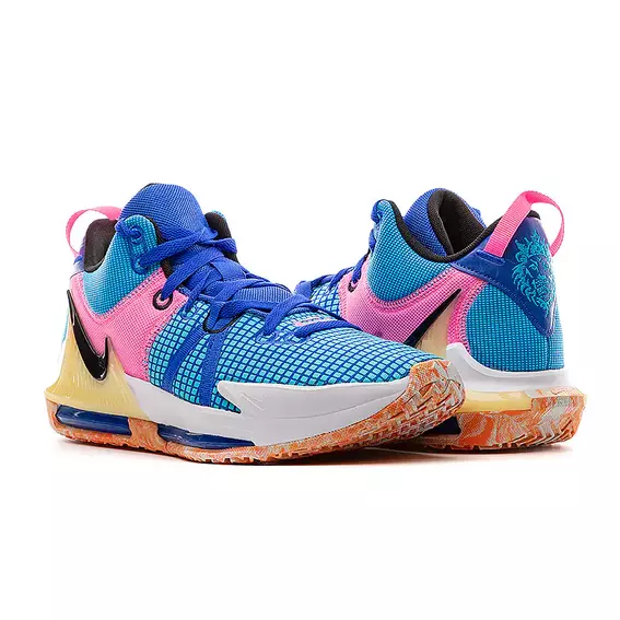Кроссовки Nike LEBRON WITNESS VII DM1123-400 фото 1 — интернет-магазин Tapok