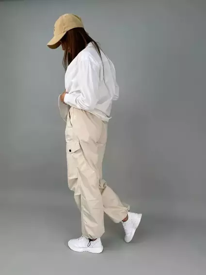 Кросівки жіночі шкіряні білого кольору фото 9 — інтернет-магазин Tapok