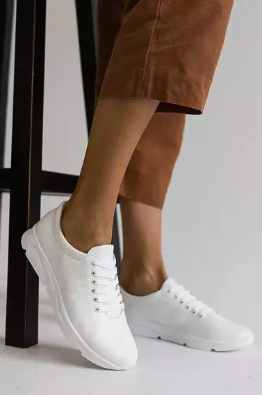 Жіночі кросівки шкіряні весняно-осінні білі Milord Olimp фото 7 — інтернет-магазин Tapok