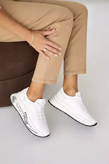 Жіночі кросівки шкіряні весняно-осінні білі VlaMar 255 фото 9 — інтернет-магазин Tapok
