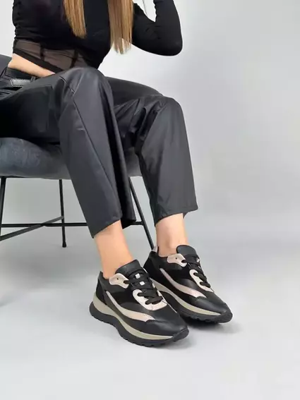 Кроссовки женские кожаные черные с вставками замши фото 1 — интернет-магазин Tapok
