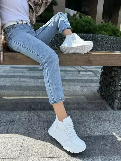 Кросівки жіночі шкіра флотар білого кольору демісезонні фото 6 — інтернет-магазин Tapok