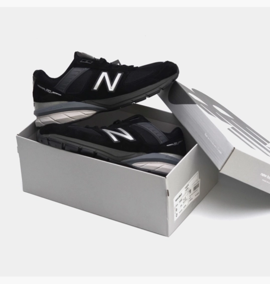 Кросівки чоловічі New Balance made in USA 990 V5 Black M990BK5 фото 17 — інтернет-магазин Tapok