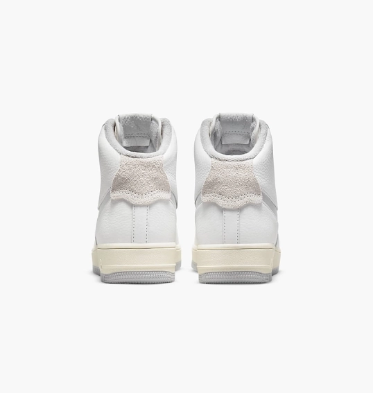 Кроссовки Nike Womens Shoes White Dc3590-101 фото 10 — интернет-магазин Tapok
