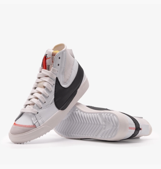 Кросівки жіночі Nike Blazer Mid 77 Jumbo White DQ1471-100 фото 22 — інтернет-магазин Tapok