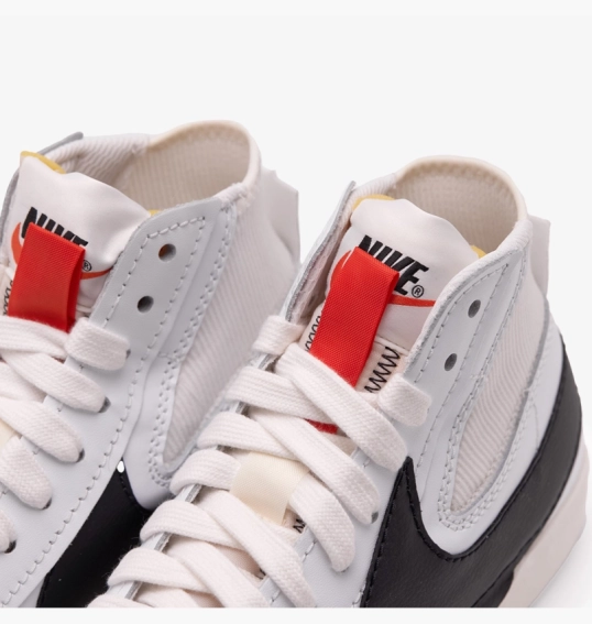 Кросівки жіночі Nike Blazer Mid 77 Jumbo White DQ1471-100 фото 24 — інтернет-магазин Tapok