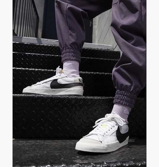 Кеды Nike Blazer Low 77 Jumbo White DQ1470-101 фото 15 — интернет-магазин Tapok