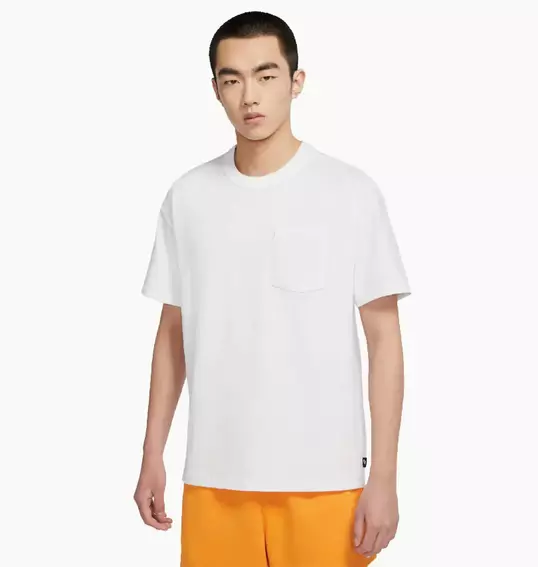 Футболка Nike M Nsw Prem Essntl Sust Pkt Tee White Dq9295-100 фото 1 — интернет-магазин Tapok