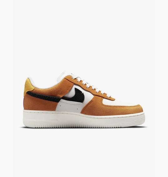 Кроссовки Nike Air Force 1 Lxx Brown/White Dq0858-100 фото 19 — интернет-магазин Tapok