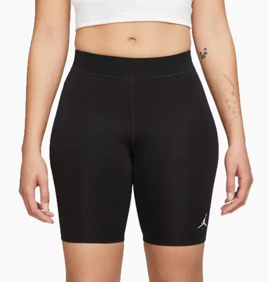Шорти жіночі Air Jordan Essentials Black Dm5059-010 фото 1 — інтернет-магазин Tapok