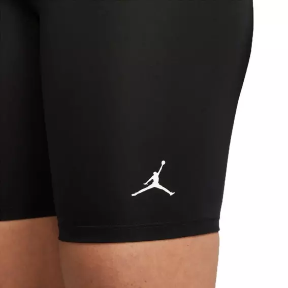 Шорти жіночі Air Jordan Essentials Black Dm5059-010 фото 4 — інтернет-магазин Tapok