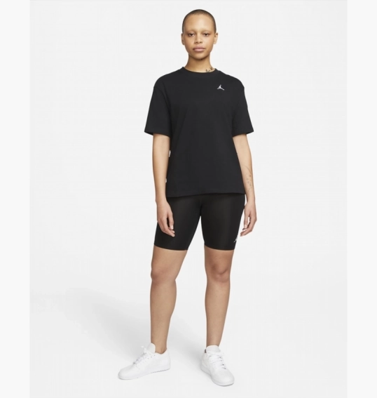 Шорти жіночі Air Jordan Essentials Black Dm5059-010 фото 13 — інтернет-магазин Tapok