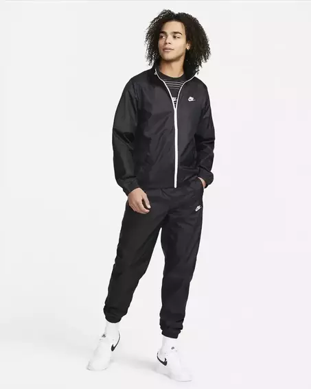 Костюм спортивный Nike M Nk Club Lnd Wvn Trk Suit Black Dr3337-010 фото 2 — интернет-магазин Tapok