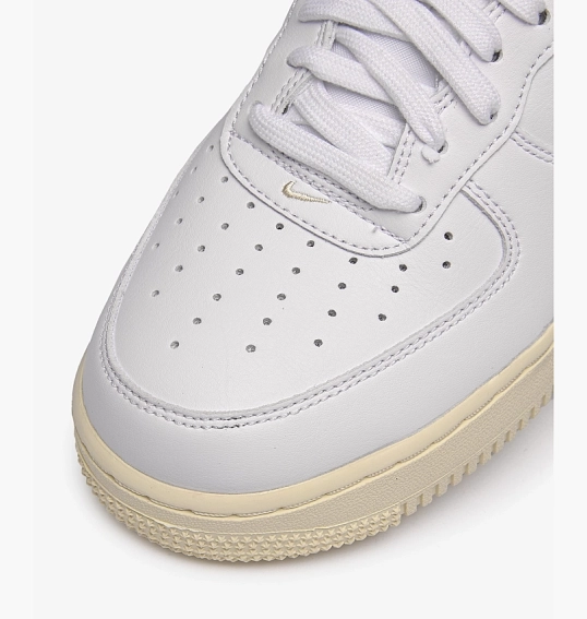 Кросівки чоловічі Nike Air Force 1 07 Jewel Pale White Dc8894-100 фото 13 — інтернет-магазин Tapok