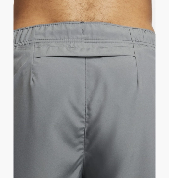 Шорты Nike Dri-Fit Challenger Grey Dv9344-084 фото 9 — интернет-магазин Tapok