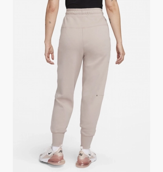 Брюки Nike Sportswear Tech Fleece Beige CW4292-272 фото 10 — интернет-магазин Tapok