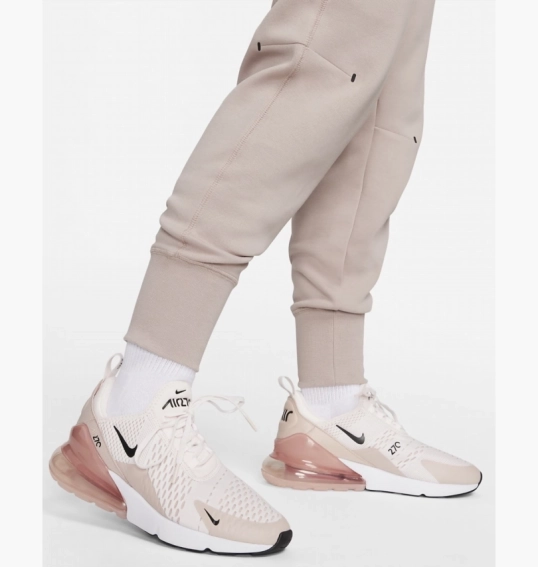 Брюки Nike Sportswear Tech Fleece Beige CW4292-272 фото 13 — интернет-магазин Tapok