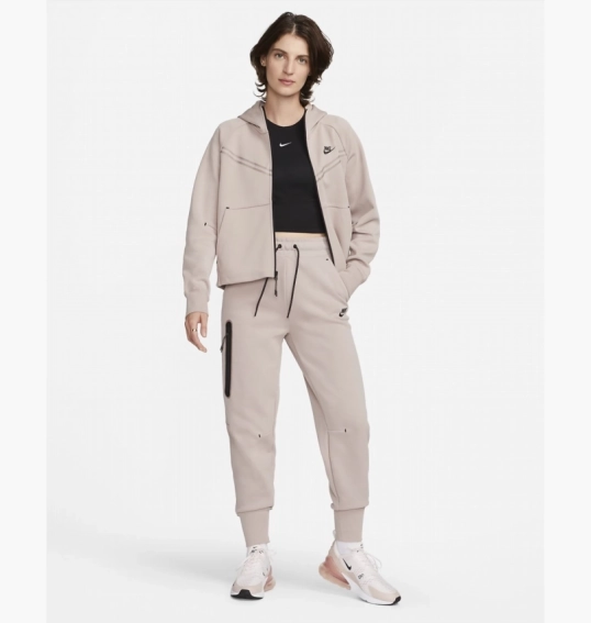 Брюки Nike Sportswear Tech Fleece Beige CW4292-272 фото 14 — интернет-магазин Tapok