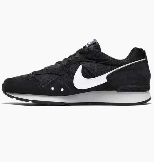 Кросівки Nike Venture Runner Black CK2944-002 фото 1 — інтернет-магазин Tapok