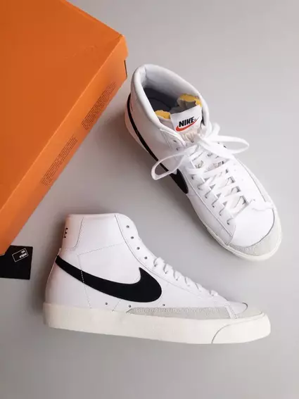 Кроссовки Nike Blazer Mid 77 Vintage White BQ6806-100 фото 2 — интернет-магазин Tapok