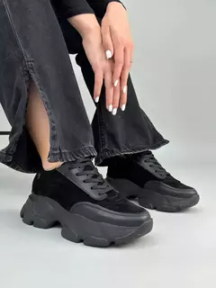 Кроссовки женские замшевые черные с вставками кожи