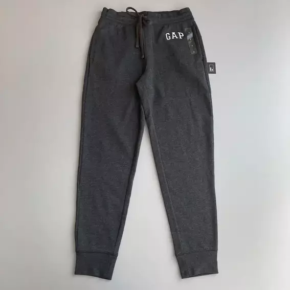 Брюки Gap Logo Fleece Pants Charcoal Gray 221236011 фото 7 — интернет-магазин Tapok
