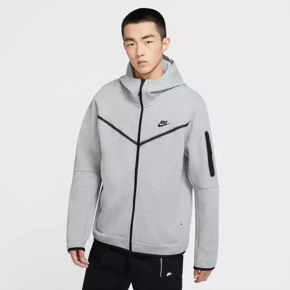 Толстовка Nike Sportswear Tech Fleece Grey CU4489-063 фото 3 — интернет-магазин Tapok