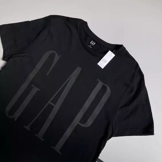 Футболка Gap Logo T-Shirt True Black 499630021 фото 2 — інтернет-магазин Tapok