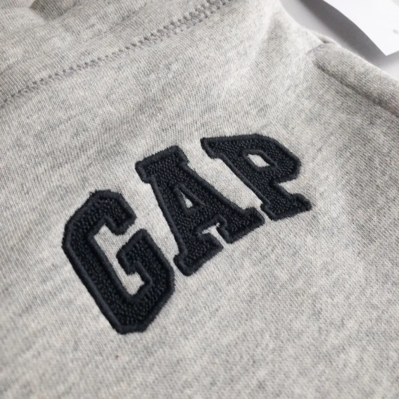 Брюки Gap Logo Fleece Joggers Light Heather Gray n 221236001-2 фото 15 — интернет-магазин Tapok