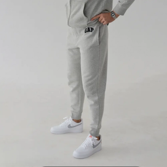 Штани Gap Logo Fleece Joggers Light Heather Gray n 221236001-2 фото 20 — інтернет-магазин Tapok