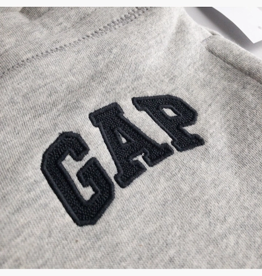 Брюки Gap Logo Fleece Joggers Light Heather Gray n 221236001-2 фото 28 — интернет-магазин Tapok