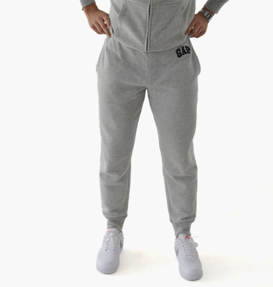 Брюки Gap Logo Fleece Joggers Light Heather Gray n 221236001-2 фото 42 — интернет-магазин Tapok