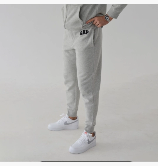 Брюки Gap Logo Fleece Joggers Light Heather Gray n 221236001-2 фото 49 — интернет-магазин Tapok