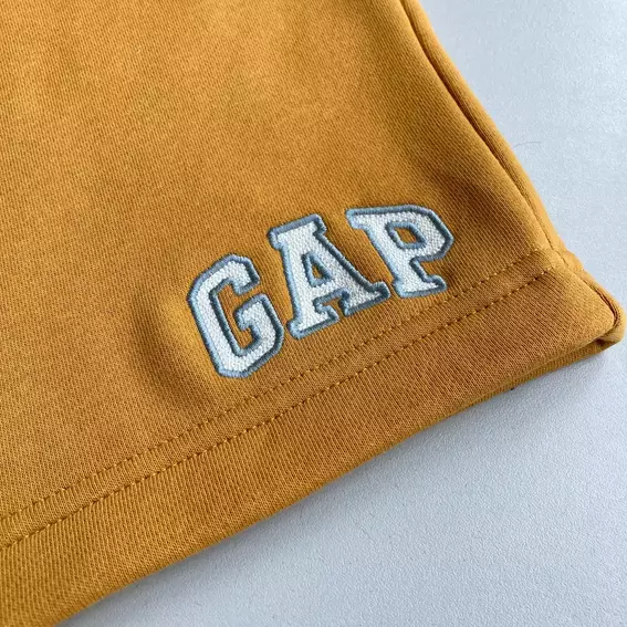 Шорты Gap Logo French Terry Shorts Gold Pendant 680634051 фото 5 — интернет-магазин Tapok
