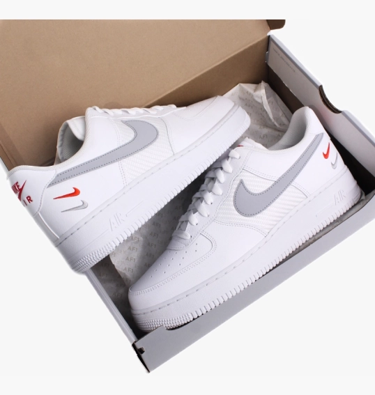 Кросівки чоловічі Nike Air Force 1 Low Se Mini Swoosh Casual Shoes White Fd0666-100 фото 24 — інтернет-магазин Tapok