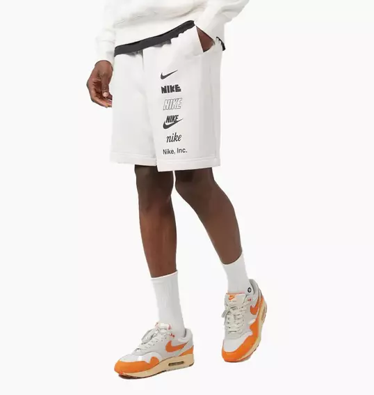 Шорты Nike Club+ Stack Shorts White Fb8830-030 фото 1 — интернет-магазин Tapok