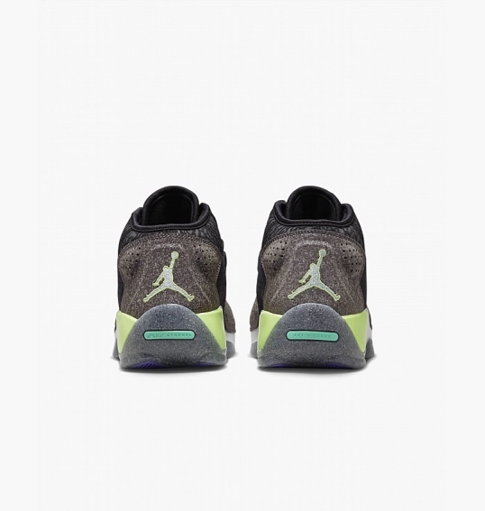 Кросівки Nike Zion 2 Black Dv0548-030 фото 19 — інтернет-магазин Tapok