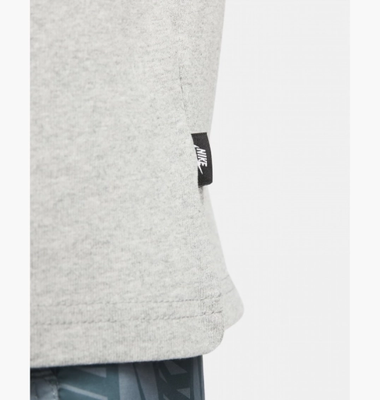 Футболка чоловіча Nike Sportswear Premium Essentials Grey DQ9295-063 фото 13 — інтернет-магазин Tapok