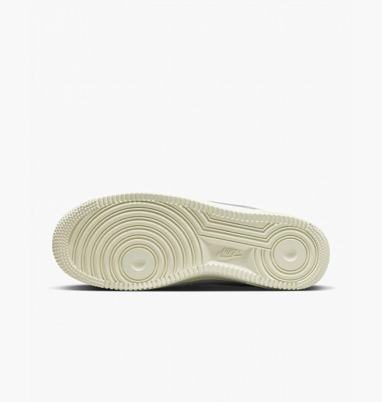 Кросівки жіночі Nike Air Force 1 Premium Mf Beige DR9503-100 фото 12 — інтернет-магазин Tapok
