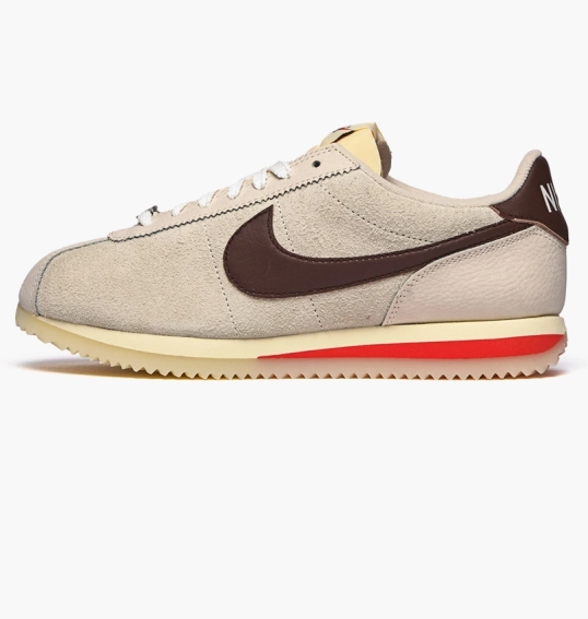 NIKE【送料込】 (W) Nike Cortez 23 FD2013-100 NIKE WMNS CORTEZ '23 SAIL/EARTH-LT OREWOOD BRN 23SP-I