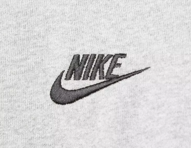 Футболка Nike Nrg Premium Essentials T-Shirt Grey DO7392-063 фото 6 — інтернет-магазин Tapok