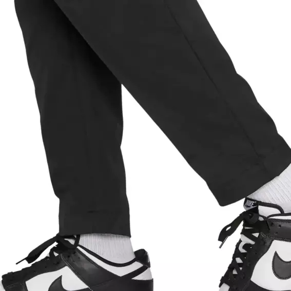 Штани Nike Club Wvn Taper Leg Pant Black DX0623-010 фото 3 — інтернет-магазин Tapok