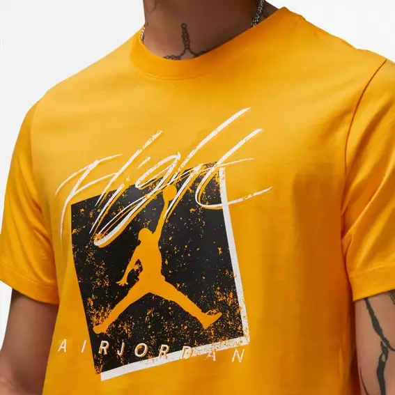 Футболка Air Jordan Brand Gfx Ss Crew 1 Yellow DX9593-717 фото 4 — интернет-магазин Tapok