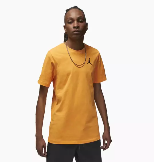 Футболка Air Jordan Jumpman Short-Sleeve T-Shirt Yellow DC7485-717 фото 1 — інтернет-магазин Tapok