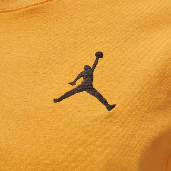 Футболка Air Jordan Jumpman Short-Sleeve T-Shirt Yellow DC7485-717 фото 2 — інтернет-магазин Tapok