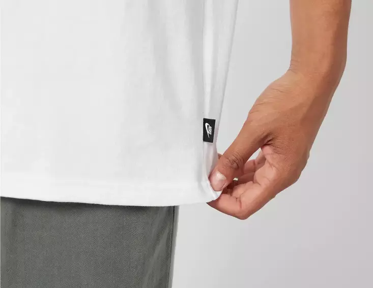 Футболка Nike Nsw Premium Essentials Pocket T-Shirt White DQ9295-100-2 фото 6 — интернет-магазин Tapok