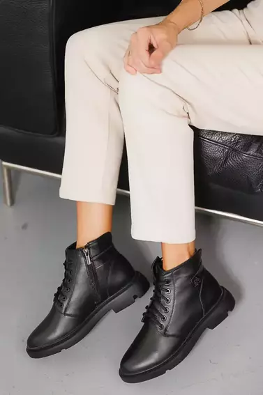 Женские ботинки кожаные зимние черные Milord 1070 фото 14 — интернет-магазин Tapok