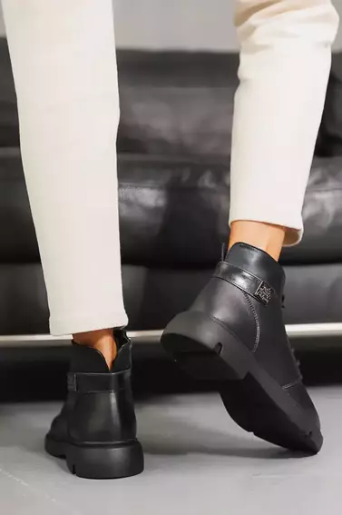 Жіночі черевики шкіряні зимові чорні Milord 1070 фото 17 — інтернет-магазин Tapok