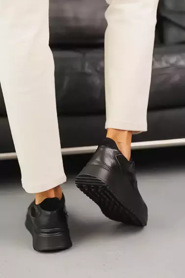 Женские кроссовки кожаные весенне-осенние черные Yuves 507 фото 5 — интернет-магазин Tapok